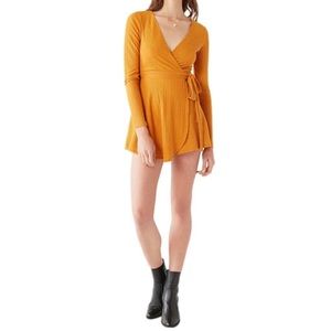USED URBAN OUTFITTERS long sleeve romper